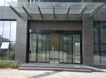 电动伸缩门具有的特点